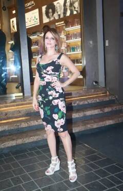 ਅਰਸਲਾਨ ਗੋਨੀ ਅਤੇ ਸੁਜ਼ੈਨ ਖਾਨ ਨੇ ਦੋਸਤਾਂ ਲਈ ਇੱਕ ਇਵੈਂਟ ਹੋਸਟ ਕੀਤਾ, ਜੋੜਾ ਕੂਲ ਲੁੱਕ ਵਿੱਚ ਇਕੱਠੇ ਪਹੁੰਚੇ