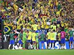 Brazil Turn On Style To Reach World Cup Quarterfinals