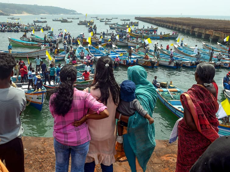 130 days long Protest Against Vizhinjam Sea Port in Kerala Called off For Now Protest Against Vizhinjam Port in Kerala Called Off After 130 Days