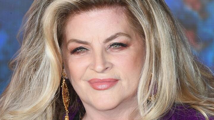 Kirstie Alley Death: ਕ੍ਰਿਸਟੀ ਐਲੀ ਕੈਂਸਰ ਨਾਲ ਜੂਝ ਰਹੀ ਸੀ। ਟਰੂ ਸਟੀਵਨਸਨ ਅਤੇ ਲਿਲੀ ਪਾਰਕਰ ਸਟੀਵਨਸਨ ਨੇ ਲਿਖਿਆ, ਸਾਨੂੰ ਇਹ ਦੱਸਦੇ ਹੋਏ ਬਹੁਤ ਦੁੱਖ ਹੋ ਰਿਹਾ ਹੈ ਕਿ ਸਾਡੀ ਪਿਆਰੀ ਮਾਂ ਦਾ ਕੈਂਸਰ ਨਾਲ ਲੜਨ ਤੋਂ ਬਾਅਦ ਦਿਹਾਂਤ ਹੋ ਗਿਆ ਹੈ