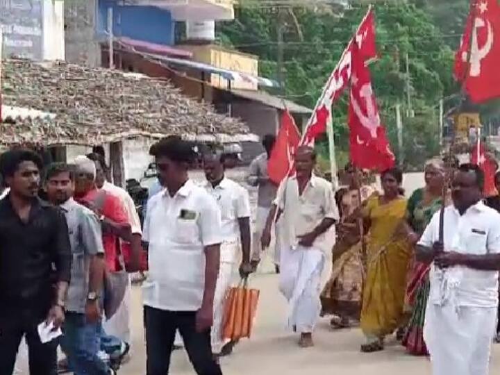 Newly constructed sewage drains in Karur are collapsing Communist protest against municipal administration TNN கரூரில் இடிந்து விழும் நிலையில் புதிதாக கட்டப்பட்ட கழிவு நீர்  வடிகால்கள் - பேரூராட்சி நிர்வாகத்தை கண்டித்து கம்யூனிஸ்ட் போராட்டம்