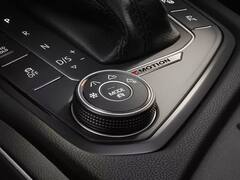 जबरदस्त लूक, पॉवरफुल इंजिन; Volkswagen Tiguan Exclusive Edition लॉन्च