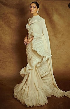 Stylish Saree Look: कैटरीना कैफ से लेकर पूजा हेगड़े तक के ये साड़ी लुक कर रहे हैं ट्रेंड, हर लुक है कमाल