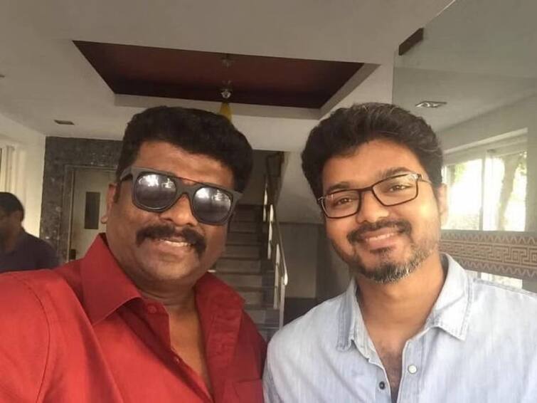 Actor Parthiban greetings for  30 years of cinema journey of Actor vijay Actor Vijay: சினிமாவில் 30 ஆண்டுகளை நிறைவு செய்த விஜய்... பார்த்திபன் ட்வீட்டால் குழம்பிப் போன ரசிகர்கள்!