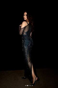 Manushi Chhillar: ਬਲੂ ਜਾਲੀਦਾਰ ਡਰੈੱਸ ਪਹਿਨ ਕੇ ਮਾਨੁਸ਼ੀ ਛਿੱਲਰ ਨੇ ਉੱਡਾਏ ਹੋਸ਼, ਦੇਖੋ ਉਸ ਦੀ ਗਲੈਮਰਸ ਫੋਟੋ