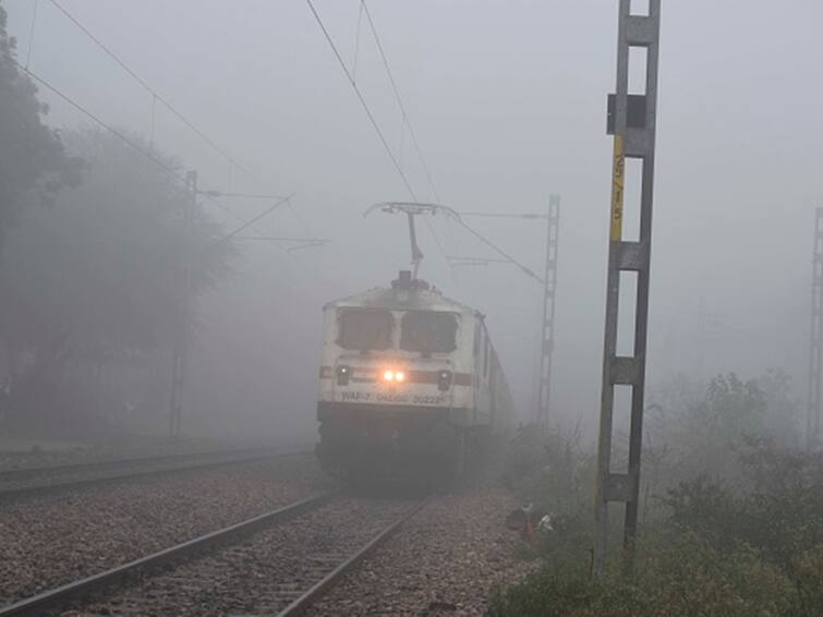 Railways Increases Maximum Speed Of Trains To 75 Kmph To Combat Delays During Foggy Winter Railways Increases Maximum Speed Of Trains To 75 Kmph To Combat Delays During Foggy Winter