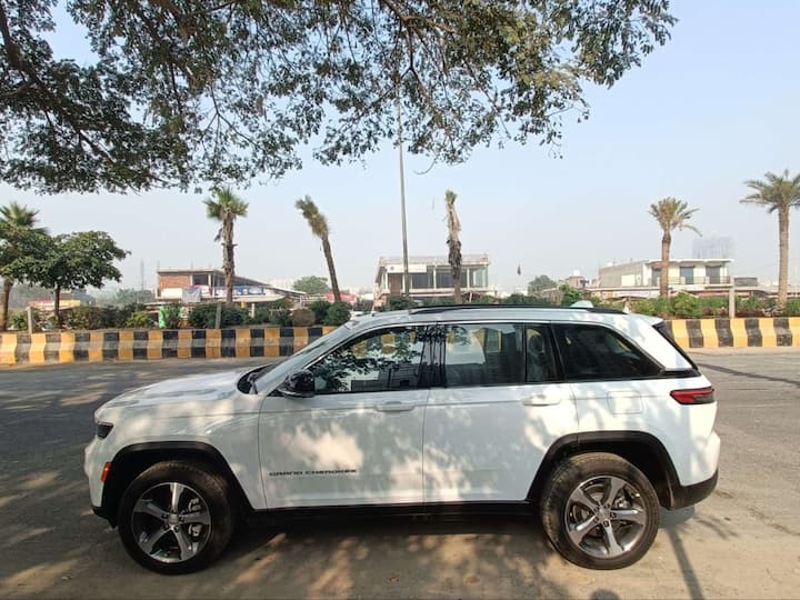 2022 Jeep Grand Cherokee India Review: Tough Luxury SUV Comes Back