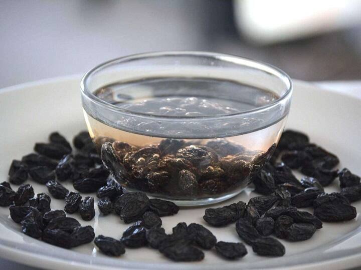Raisin Water : உலர் திராட்சை தண்ணீர் அருந்தலாமா? நன்மைகள் என்ன? எதிர்வினை என்ன? What are the Advantages and Disadvantages of Consuming Raisin Water Raisin Water : உலர் திராட்சை தண்ணீர் அருந்தலாமா? நன்மைகள் என்ன? எதிர்வினை என்ன?