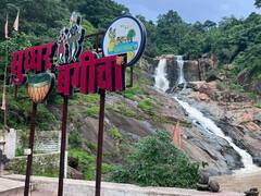 In Pics: छत्तीसगढ़ के इस वॉटरफॉल को देखने जुट रही है पर्यटकों की भीड़, देखें तस्वीरें