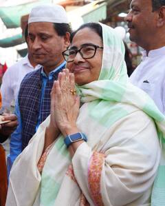 Mamata Banerjee : ফুল চাদরে অজমেঢ় শরিফে প্রার্থনা মমতা-ফিরহাদের, পূর্ণ বহুদিনের সাধ
