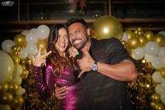 Divya Agarwal Engagement: જાણો કોણ છે હૉટ ગર્લ દિવ્યા અગ્રવાલનો બૉયફ્રેન્ડ અપૂર્વ પડગાંવકર, એક્ટ્રેસે પ્રેમી સાથે શેર કરી તસવીરો