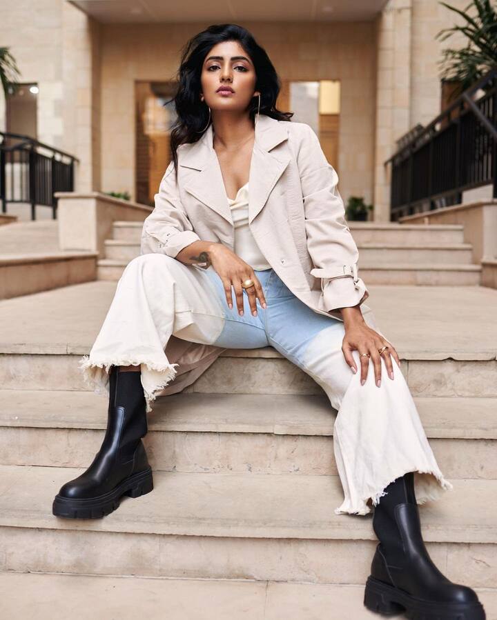 పెద్ద హీరోల సినిమాల్లోనూ నటించిన ఈషా.Photo Credit@Eesha Rebba/instagram