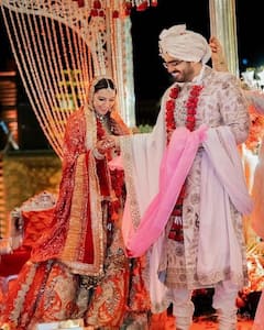 Hansika Motwani Wedding: सिंदूरदान के बाद रो पड़ीं हंसिका मोटवानी, देखिए शादी की सबसे खूबसूरत तस्वीरें