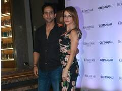 Sussanne Khan Photos : अर्सलान गोनी और सुज़ैन खान ने दोस्तों के लिए होस्ट किया इवेंट, कूल लुक में साथ पहुंचा कपल