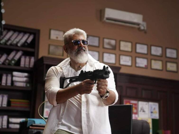Thala Ajith Kumar Thunivu Tamil Movie Trailer Released Thunivu Trailer: అదిరిపోయే యాక్షన్‌తో ‘తునివు’ ట్రైలర్ - తమిళనాట ‘వారిసు’కి చెక్ పెడుతుందా?