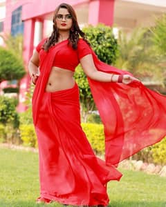 Neelam Giri Saree Collection: साड़ी लुक्स में वाहवाही लूटती हैं नीलम गिरी, देखिए एक्ट्रेस का स्टाइलिश कलेक्शन