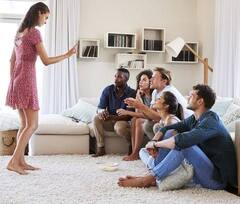 Christmas 2022 Fun Games: क्रिसमस पार्टी में फन का डबल डोर देंगे ये इंटरेस्टिंग गेम्स, आज ही कर लें अपनी पार्टी लिस्ट में शामिल