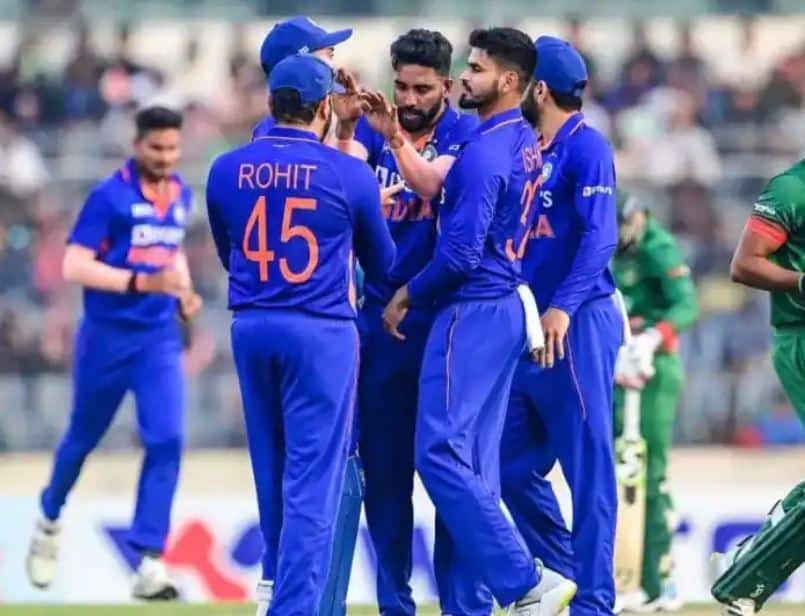 team indias fast bowler mohammed siraj looked fantastic in odi in 2022 he took 21 wickets till now World Cup 2023 માટે ભારતીય ટીમને મળ્યો શાનદાર બોલર, 2022માં હેરાન કરનારા છે આંકડા