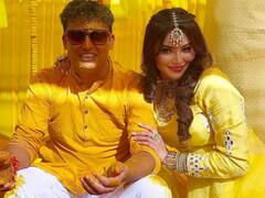 Urvashi Rautela Pics: अपने भाई के प्री वेडिंग फंक्शन में सबसे अलग दिखीं उर्वशी रौतेला, स्टोन ज्वेलरी ने लगाए लुक्स में चार चांद