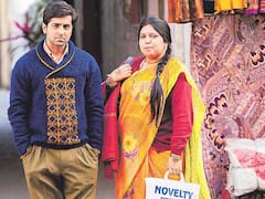 Bhumi Pednekar Transformation : पहली फिल्म के बाद इतना बदल गया भूमि पेडनेकर का लुक, ग्लैमरस तस्वीरें उड़ा देंगी होश