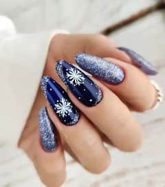 Nail Art: ગ્લિટર નેઇલ આર્ટની લેટેસ્ટ અને ક્લાસી ડિઝાઇન, આપના હાથની વધારી દેશે ખૂબસૂરતી, જુઓ તસવીરો