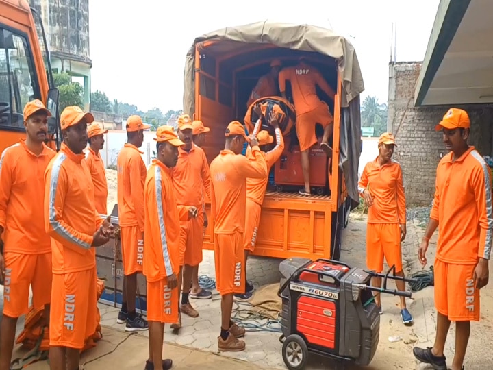 Cyclone Mandous: மயிலாடுதுறையில் முகாமிட்டுள்ள தேசிய பேரிடர் மீட்பு குழு