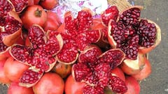 বেদানা খেয়ে খোসা ফেলে দিচ্ছেন? রইল এর উপকারিতাগুলি