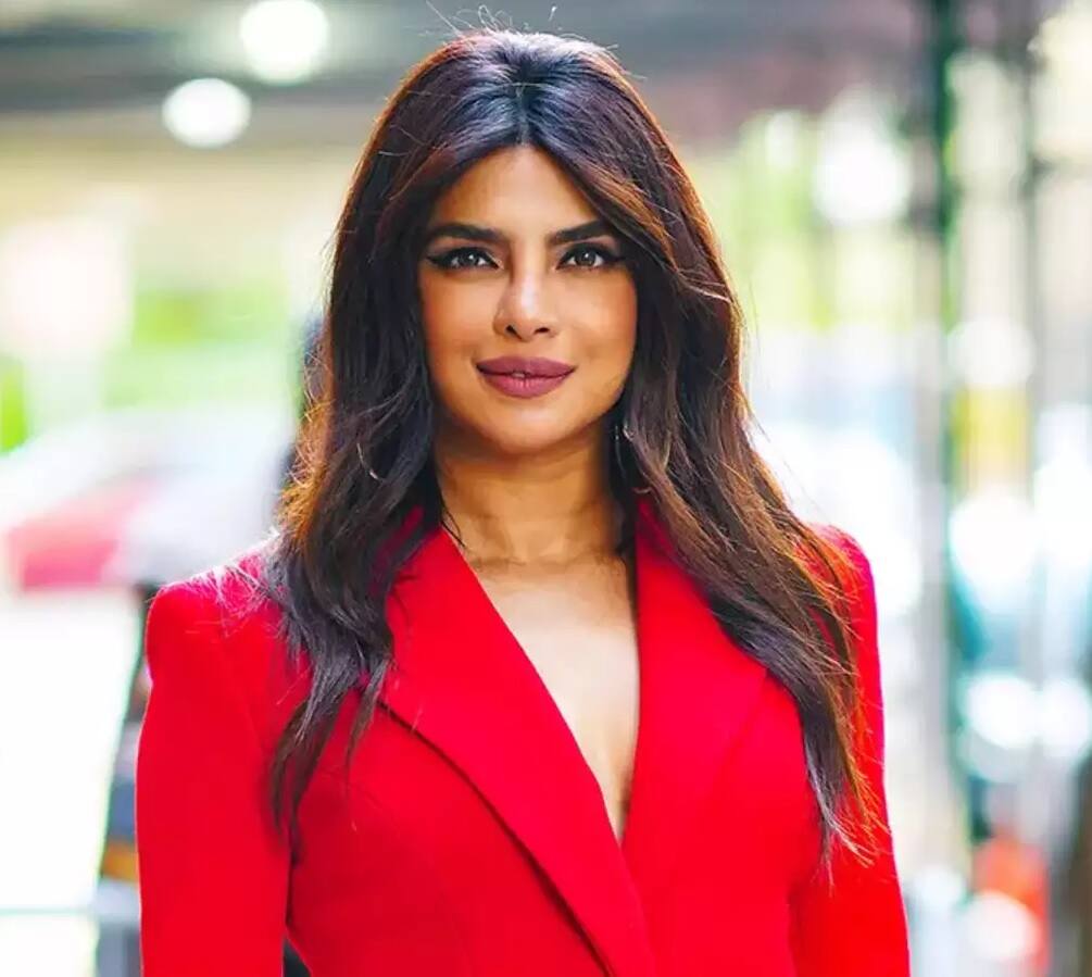 Priyanka Chopra : પોતાના શરીર અને રંગને લઈ પ્રિયંકા ચોપરાએ કર્યો સનસની ખુલાસો Priyanka Chopra has faced Body Shaming in Bollywood says, I Was Called Black Cat and Dusky Priyanka Chopra : પોતાના શરીર અને રંગને લઈ પ્રિયંકા ચોપરાએ કર્યો સનસની ખુલાસો