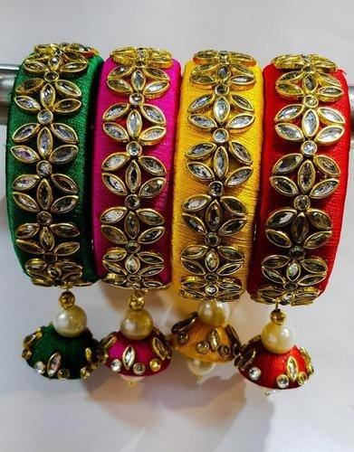 Latest Kangan Designs: आपकी कलाई की खूबसूरती पर चार चांद लगा देंगे ये खूबसूरत और ट्रेंडी कंगन के डिजाइन, मिलेगा क्लासी लुक