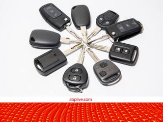 Car Price Hike: नए साल में लगेगा ग्राहकों को झटका, बढ़ने वाली हैं इन कंपनियों की कारों की कीमतें