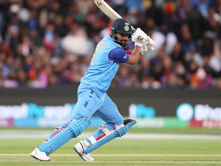 KL Rahul Rohit Sharma ODI Rankings: भारतीय टीम के खिलाड़ी केएल राहुल और श्रेयस अय्यर को वनडे रैंकिंग में फायदा मिला है. बांग्लादेश के खिलाफ शाकिब अल हसन को भी फायदा मिला है.