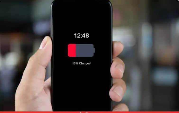 why-does-mobile-battery-gets-down-quickly-while-traveling-in-the-train-or-bus-or-car-know-the-reason-here Battery Draining Reason: ট্রেনে যাতায়াতে দ্রুত শেষ হচ্ছে মোবাইলের চার্জ, কারণ কী জানেন ?