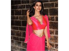 Meenakshi chaudhary: పింక్ గులాబీ పువ్వులా మీనాక్షి చౌదరి