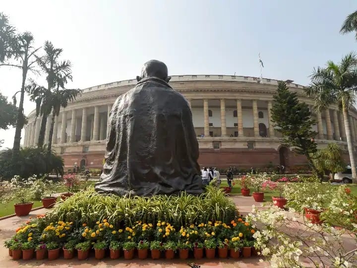 Parliament Winter session: Winter session of Parliament from December 7 - 29  Union Parliamentary Affairs Minister Pralhad Joshi said Parliament Winter session: இன்று தொடங்குகிறது நாடாளுமன்ற குளிர்கால கூட்டத்தொடர்..! விவாதிக்க இருக்கும் அம்சங்கள்!