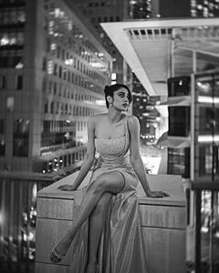 PHOTO: शॉर्ट ड्रेसमध्ये जान्हवी कपूरचा बोल्ड अवतार, स्टाइलने केलं मंत्रमुग्ध!