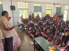 Distance Learning Teacher: தொலைதூரக் கல்வி: ஆய்வுக்கு உட்படுத்துங்க.. - நீதிமன்ற உத்தரவால் பதறும் ஆசிரியர்கள்!