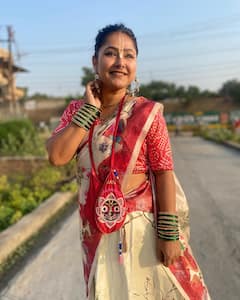 Bhojpuri News: कितनी बदल गईं भोजपुरी क्वीन Priyanka Pandit, कृष्ण भक्ति में लीन नजर आती हैं एक्ट्रेस