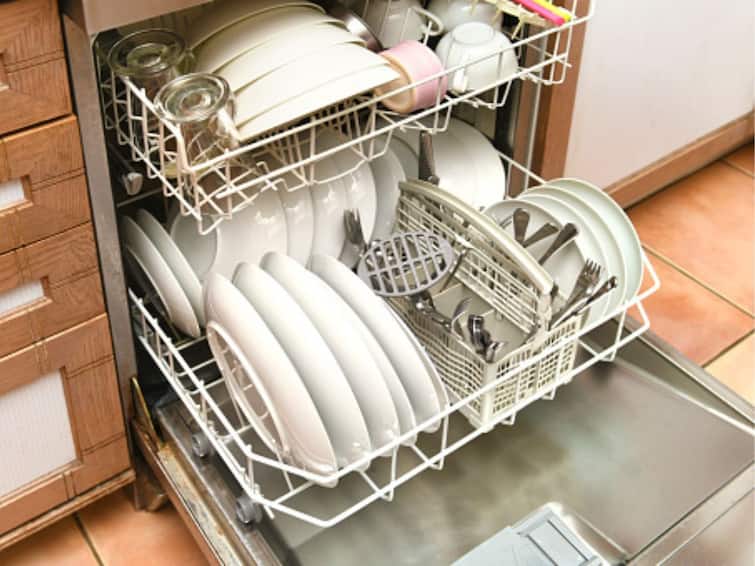 Commercial Dishwashers Pose Health Risk To Protective Layer In Gut Study Commercial Dishwashers Pose Health Risk To Protective Layer In Gut: Study
