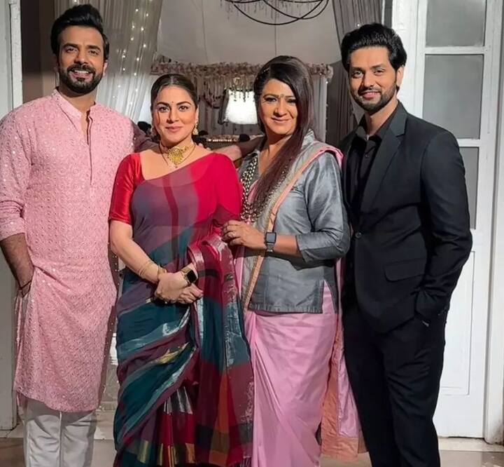 कुंडली भाग्य- कई हफ्तों से टीआरपी लिस्ट से बाहर चल रह ‘कुंडली भाग्य’ को भी टॉप 10 में जगह मिल पाई है. शो की इस हफ्ते की टीआरपी रेटिंग 61 रही हैं.