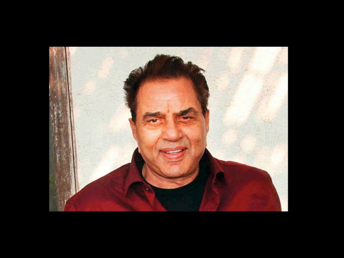 Happy Birthday Dharmendra Bollywood He Man Dharmendra 51 Rupees For The ...