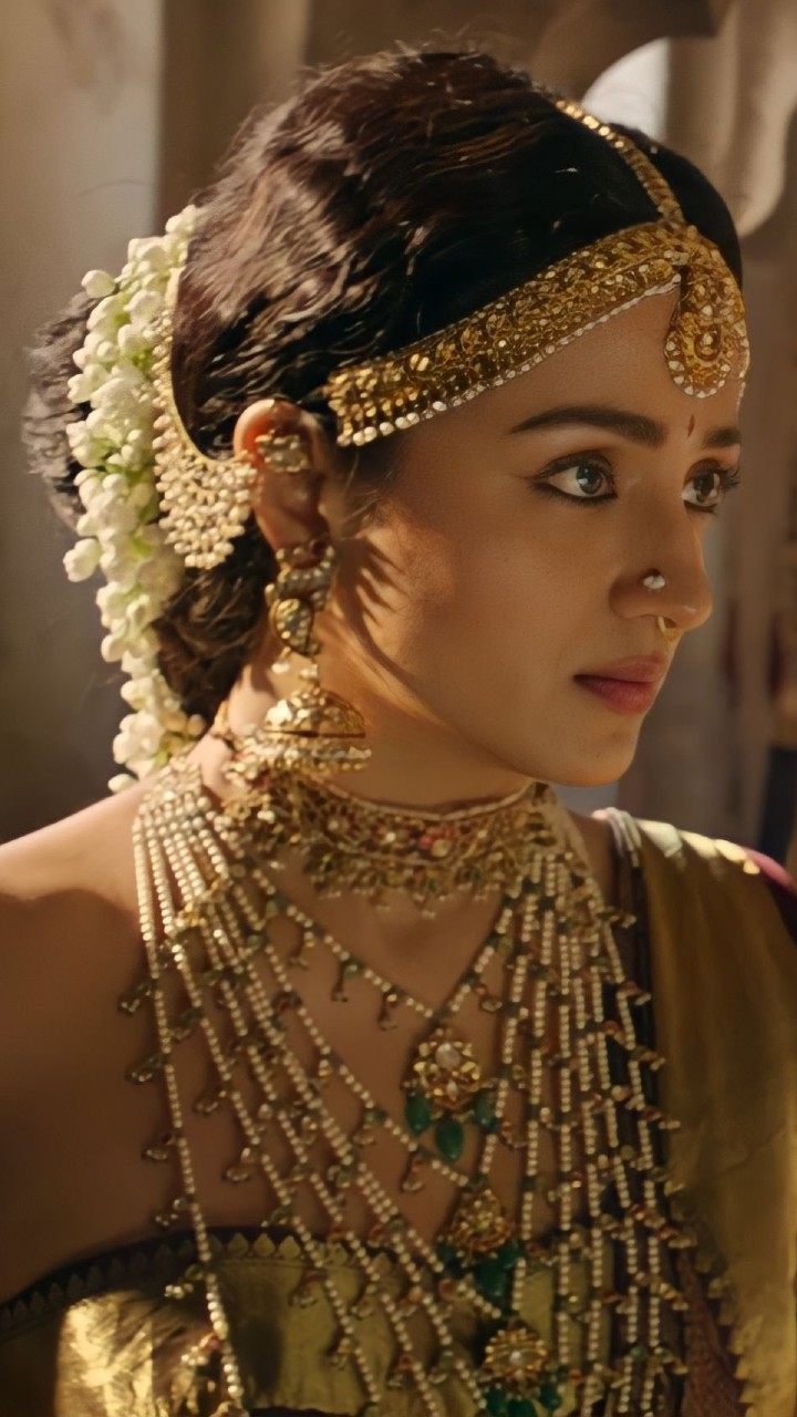 Sol Video Song: இணையத்தை ஆக்கிரமித்த த்ரிஷா.. வெளியானது PS 1 ‘சொல்’ பாடல்!