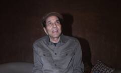 Dharmendra Birthday: ঘনিষ্ঠদের আবদারে জন্মদিনে কেক কাটলেন ‘বীরু’, নিজে না থাকতে পারলেও, নাতিকে পাঠালেন ‘জয়’