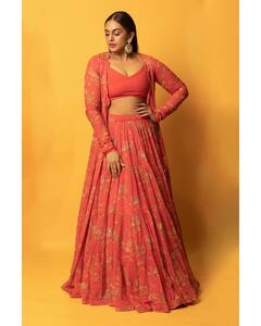 PHOTO: हुमा कुरेशीने साडीतही जोडला बोल्डनेसचा टच; पाहा तिची किलर स्टाईल!