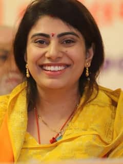 Jamnagar North Constituency Result: જામનગર ઉત્તર પરથી જીત મેળવનારા રવિન્દ્ર જાડેજાના પત્ની રિવાબાએ શું આપી પ્રથમ પ્રતિક્રિયા?