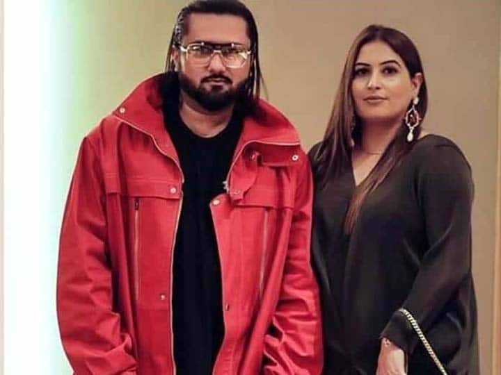 Honey Singh introduces Tina Thadani as his girlfriend Rapper paid 1 crore rupees alimony to Ex wife Shalini Talwar Honey Singh से तलाक पर एक्स वाइफ Shalini Talwar ने की थी इतनी रकम की डिमांड, चुकाने पड़े थे इतने करोड़