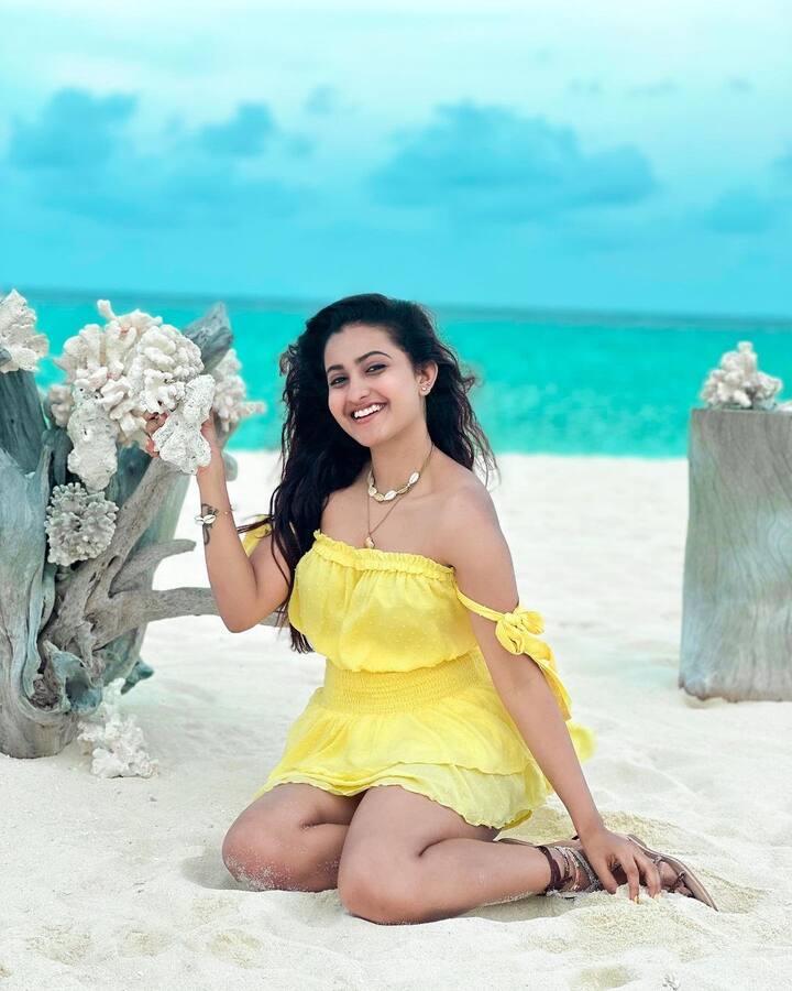 దీపికా మాల్దీవుల్లో ఎంజాయ్ చేస్తున్న ఫోటోలు.Photo Credit@Deepika Pilli/instagram
