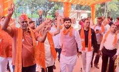 ਗੁਜਰਾਤ 'ਚ ਇਤਿਹਾਸਕ ਜਿੱਤ ਵੱਲ ਬੀਜੇਪੀ, ਪਾਰਟੀ 'ਚ ਜਸ਼ਨ ਦਾ ਮਾਹੌਲ , ਵੇਖੋ ਕਿਵੇਂ ਝੂਮ ਉਠੇ ਵਰਕਰ