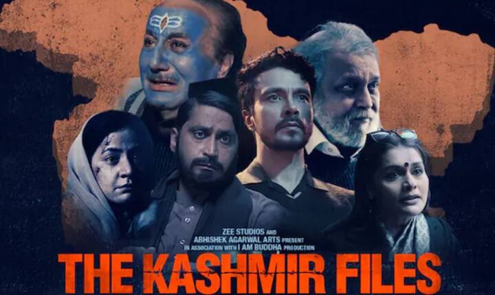 द कश्मीर फाइल्स-  2022 में गूगल पर सबसे ज्यादा सर्च की गई फिल्मों की लिस्ट में ‘द कश्मीर फाइल्स’ दूसरी पोजीशन पर है.फिल्म को द शिंडलर्स लिस्ट ऑफ इंडिया का नाम दिया गया है. ‘द कश्मीर फाइल्स’ ने हर तरफ खूब सुर्खियां बटोरीं. 14 करोड़ रुपये के बजट में बनी इस फिल्म ने बॉक्स ऑफिस पर करीब 300 करोड़ रुपये की कमाई की थी. कश्मीर फाइल्स का कई लोगों ने विरोध भी किया, लेकिन दर्शकों ने इसके प्रदर्शन और कहानी कहने में खूबियां पाईं.  आईएफएफआई में जूरी हेड इजराइली फिल्म मेकर नादव लैपिड के फिल्म को ‘प्रोपोगेंडा’ और ‘वल्गर’ बताए जाने की वजह से ‘द कश्मीर फाइल्स’ एक बार फिर सुर्खियों में छाई हुई है.