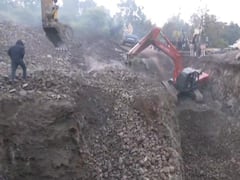 करीब 40 घंटे से 55 फीट गहरे बोरवेल में फंसा है तन्मय, बचाने की कोशिशें जारी, कहां आ रही परेशानी?