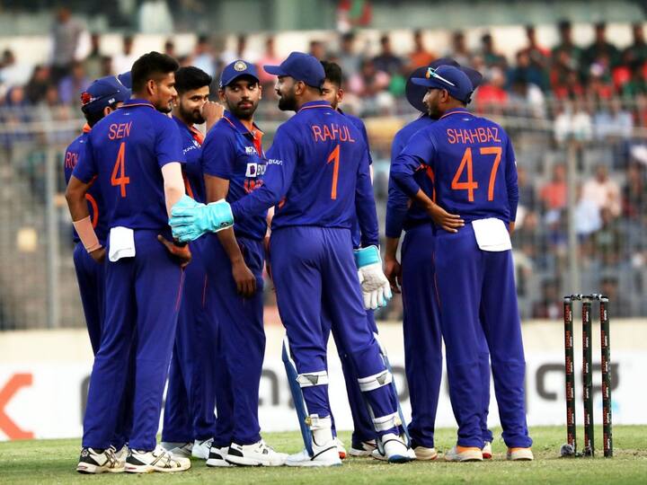 IND vs BAN 3rd ODI Rohit Sharma, Deepak Chahar and Kuldeep Sen ruled out of third ODI against Bangladesh with injuries IND vs BAN 3rd ODI: तिसऱ्या एकदिवसीय सामन्यापूर्वी भारताला मोठा धक्का; कर्णधार रोहित शर्मासह तीन प्रमुख खेळाडू मालिकेतून बाहेर